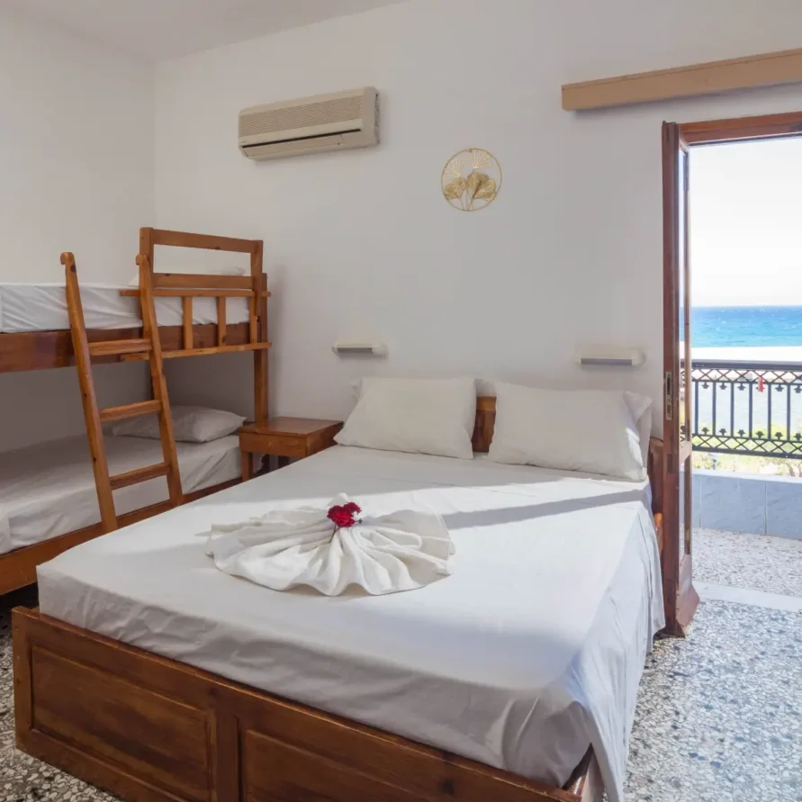 Quadruple Room with Sea View